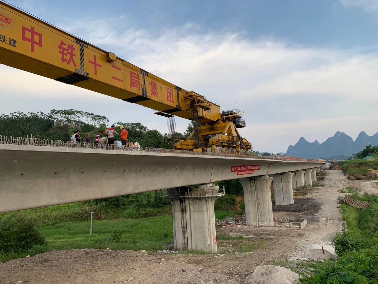杭锦预应力加固在公路桥梁施工应用